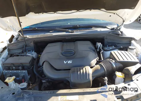 2015 Jeep Grand Cherokee Laredo from USA, damaged, VIN 1C4RJFAG9FC237211